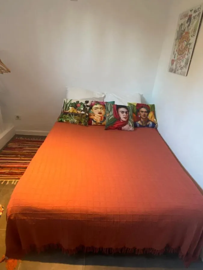 Bed and Breakfast Justbeandbeibiza San Antonio  0*, San Antonio (Ibiza)